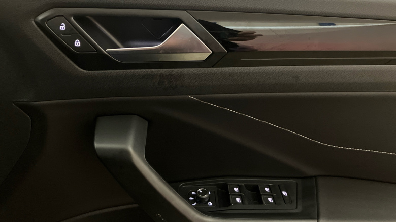 Volkswagen T-Roc 1.0 TSI 115 Style 5dr Petrol Hatchback